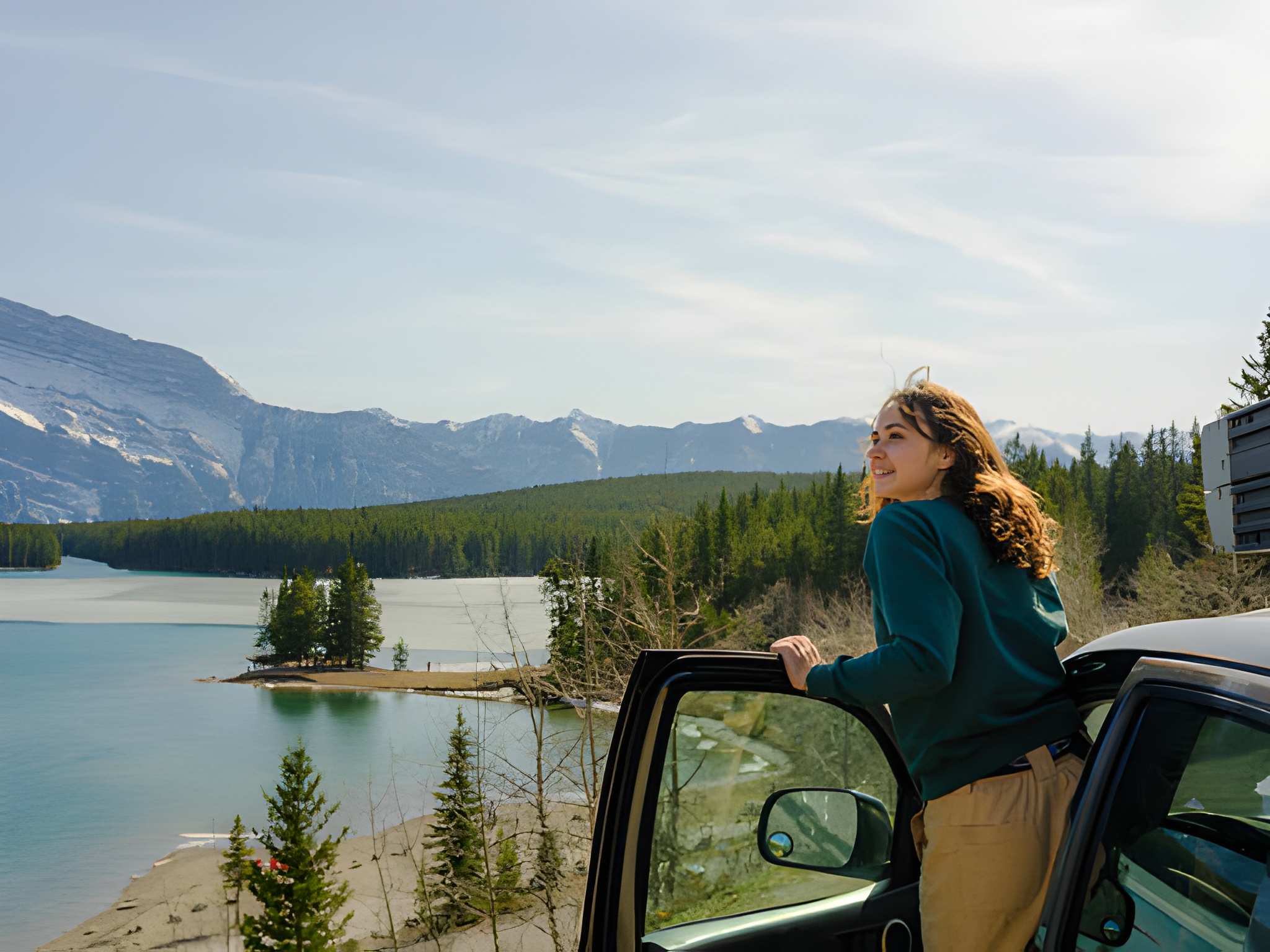 Canada Road Trip eSIM: Data, Dead Zones & Offline Maps