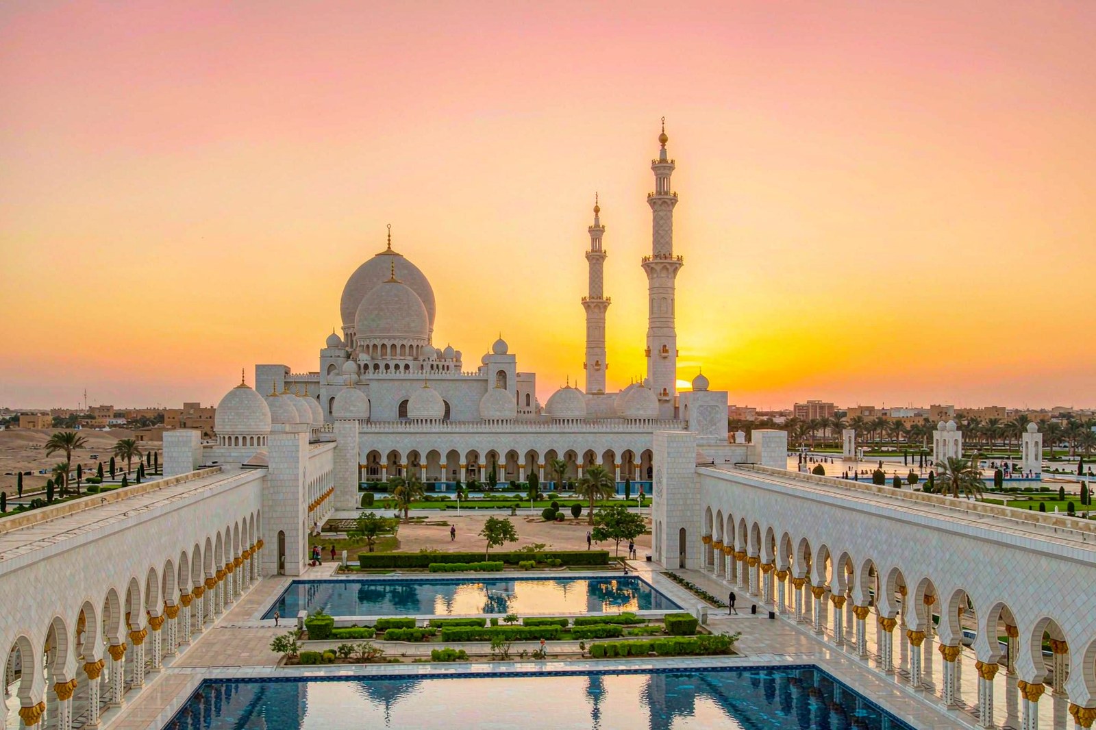 Abu Dhabi eSIM: Coverage Where Dubai Advice Fails